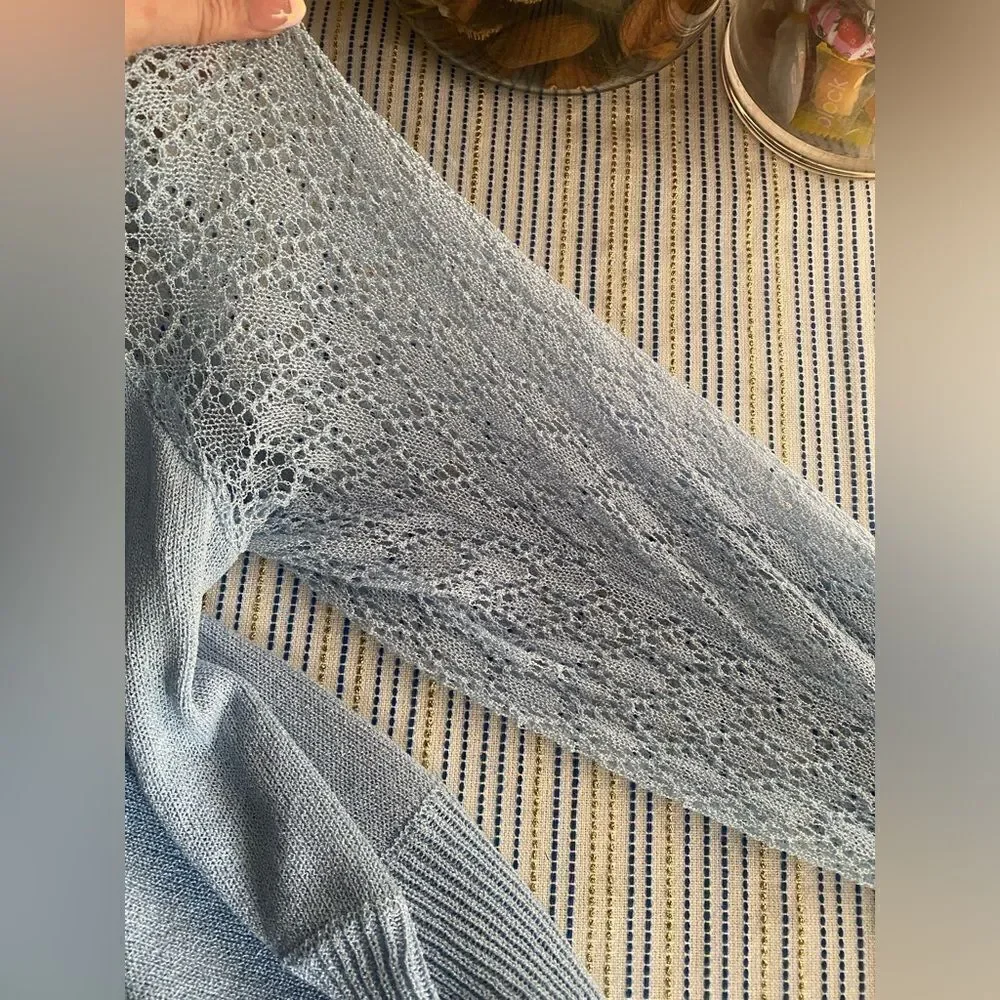 Free people long sleeve blue woven blouse size XS